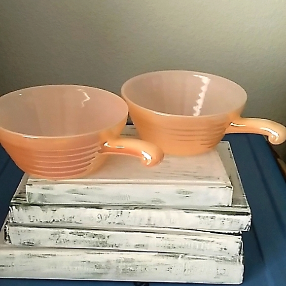 Vintage Fire King Peach Luster Set Of 2 Ovenware Beehive Soup Bowls With Handles - Picture 1 of 5